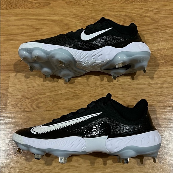 Nike Alpha Huarache Elite Metal Baseball Cleats - Picture 5 of 9